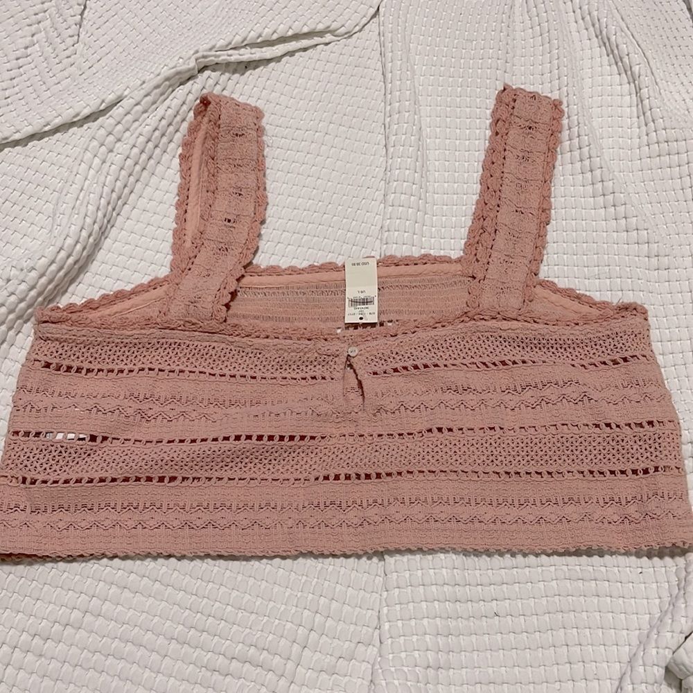 NWT- Aerie - M & XL. Crochet Knit Crop Top - Picture 2 of 5